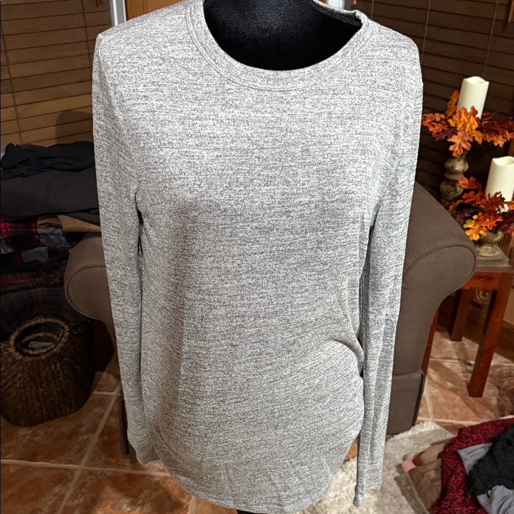 Banana Republic Heather Gray Long Sleeve Tee